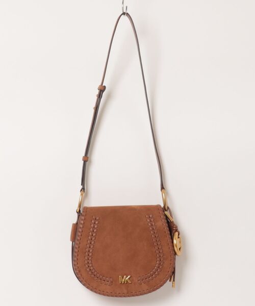 MICHAEL KORS(マイケルコース)の「JOSIE ホイップステッチ スエード サドル フラップ クロスボディ ミディアム(ショルダーバッグ・レディース・ブラウン系・FREE)」の6枚目の写真