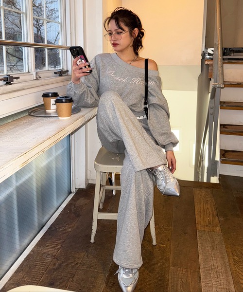 SPIRALGIRL（スパイラルガール）の「ポインテッドスニーカーミュール（パンプス・レディース・シルバー/カーキ系/ドット・MEDIUM/LARGE）」の22枚目の写真