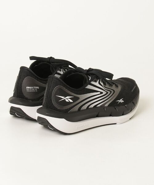 Reebok(リーボック)の「フロートジグ トレッド / FLOATZIG TREAD(スニーカー・レディース・ホワイト/ブラック・22.0cm/26.0cm/25.5cm/25.0cm/24.0cm/24.5cm/23.5cm/23.0cm/22.5cm)」の15枚目の写真