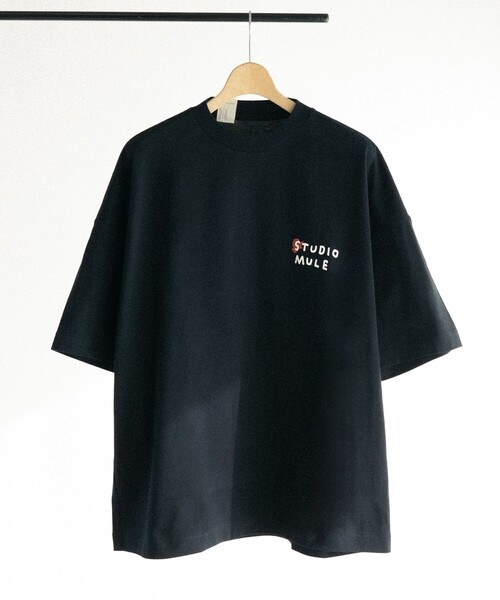 bonjour records(ボンジュールレコーズ)の「STUDIO MULE/スタジオ・ミュール N.HOOLYWOOD&Stefan Marx S/S Tee "STUDIO MULE PLAY FROM A TO Z"(Tシャツ/カットソー・レディース・ホワイト/ブラック・XL/M/L)」の4枚目の写真