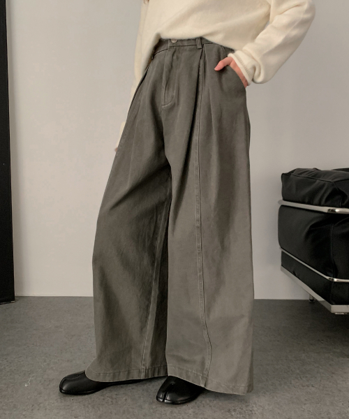 VASCARA(バスカラ)の「Inverted Pleats Wide Half-Banding Pants (2colors)(その他パンツ・レディース・チャコール/カーキ・SMALL/MEDIUM/LARGE)」の3枚目の写真