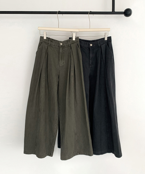 VASCARA(バスカラ)の「Inverted Pleats Wide Half-Banding Pants (2colors)(その他パンツ・レディース・チャコール/カーキ・SMALL/MEDIUM/LARGE)」の5枚目の写真