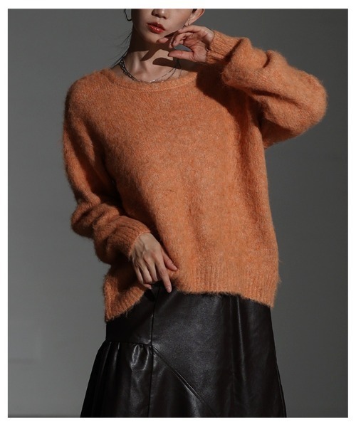 Sawa a la mode(サワアラモード)の「ソフトシャギーボートネックプルオーバー(ニット/セーター・レディース・ブラウン/オレンジ/ブルー・FREE)」の11枚目の写真