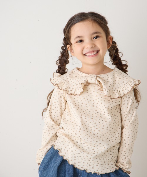 riziere(リジェール)の「花柄ポインテルリボンモチーフプルオーバー(Tシャツ/カットソー・キッズ・アイボリー/ライトグレー・150/140/130/120/110/100/90)」の2枚目の写真