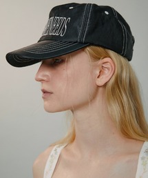 AWESOME NEEDS（オーサムニーズ）の「SIGNATURE CAP GLOW（キャップ）」