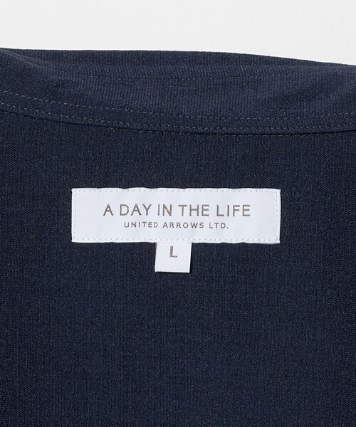 A DAY IN THE LIFE UNITED ARROWS(アデイインザライフユナイテッドアローズ)の「ハイツイスト リラックス レギュラーシャツ-吸水速乾-<A DAY IN THE LIFE>(シャツ/ブラウス・メンズ・ネイビー/ライトグレー/ターコイズブルー系/ライトピンク・S/M/L)」の7枚目の写真