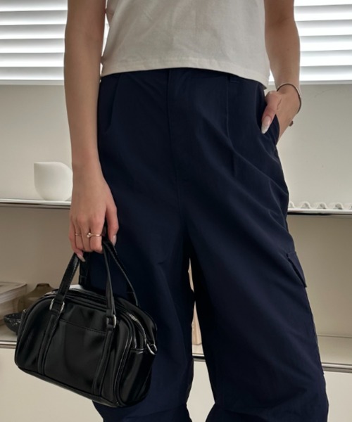 umune(ウムネ)の「カーゴパンツ パラシュートパンツ ナイロン イージーパンツ ワークパンツ ボトムス ストリート スポーティー カジュアル 秋 冬(カーゴパンツ・レディース・ベージュ/ネイビー/ブラウン・FREE)」の18枚目の写真