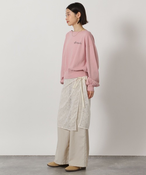 LAKOLE（ラコレ）の「ワンショル刺繍ロゴスウェット / 658035（スウェット・レディース・アイボリー/ピンク/チャコール・FREE）」の17枚目の写真