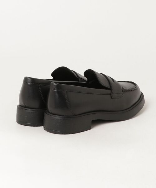 ROCKPORT（ロックポート）の「【WOMEN】TOTAL MOTION CARDEN／トータルモーション カーデン ローファー（ローファー・レディース・ブラック・25.0cm/22.0cm/22.5cm/23.0cm/23.5cm/24.0cm/24.5cm）」の2枚目の写真