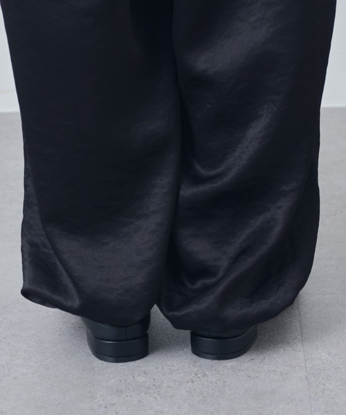 Lui's(ルイス)の「ポインテッドトゥカットアウトパンプス(パンプス・レディース・ブラック・LARGE/MEDIUM)」の8枚目の写真