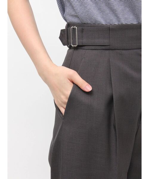 LAGUNAMOON（ラグナムーン）の「サイドベルトワイドパンツ（その他パンツ・レディース・アイボリー/チャコールグレー・MEDIUM/SMALL）」の18枚目の写真