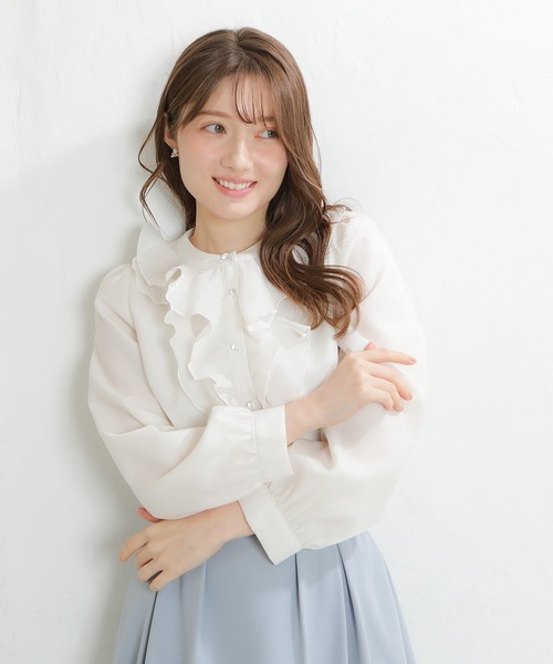 ASTORIA ODIER(アストリアオディール)の「ラメシアーフリルブラウス(シャツ/ブラウス・レディース・ホワイト/ピンク/サックスブルー/ピンクベージュ・MEDIUM)」の6枚目の写真