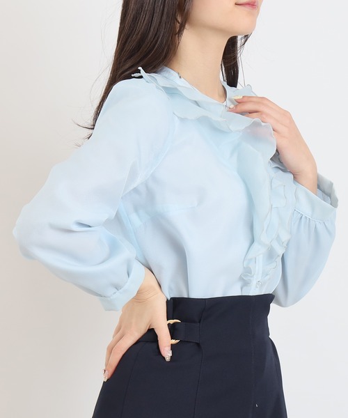 ASTORIA ODIER(アストリアオディール)の「ラメシアーフリルブラウス(シャツ/ブラウス・レディース・ホワイト/ピンク/サックスブルー/ピンクベージュ・MEDIUM)」の14枚目の写真