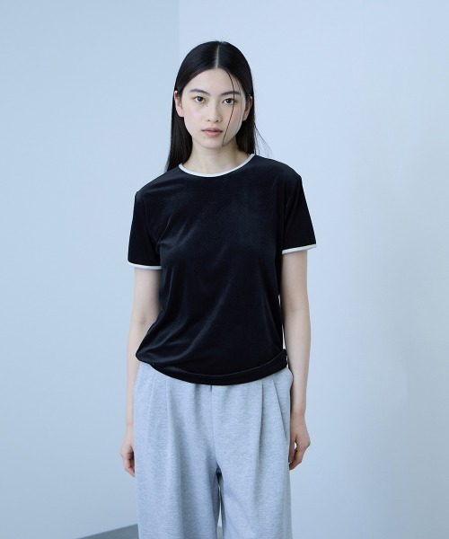 VICKY（ビッキー）の「シアーベロアTシャツ【日本製】（Tシャツ/カットソー・レディース・ネイビー/ライトグレー・M）」の8枚目の写真