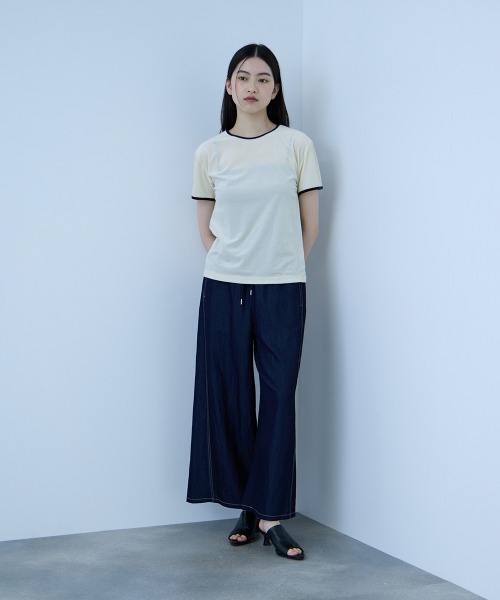 VICKY（ビッキー）の「シアーベロアTシャツ【日本製】（Tシャツ/カットソー・レディース・ネイビー/ライトグレー・M）」の7枚目の写真