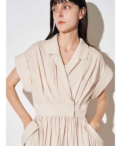 ELENDEEK(エレンディーク)の「ダブルカラーシャツワンピース(ワンピース・レディース・ブラック/その他1/ベージュ/ブラウン・02/01)」の15枚目の写真