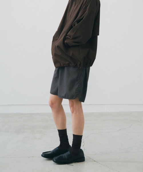 lit(リット)の「Stripe Piping Easy Short Pants(その他パンツ・レディース・チャコールグレー/グレイッシュベージュ・FREE)」の2枚目の写真