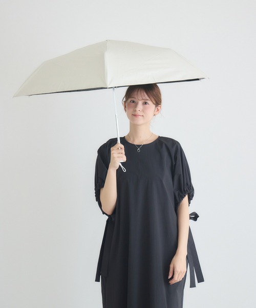 KATHARINE ROSS（キャサリンロス）の「【KATHARINE ROSS】nifty colors【遮蔽率・遮光率100％一級遮光】 Radi-Cool遮光耐風　折りたたみ　晴雨兼用日傘 WEB限定（折りたたみ傘・レディース・ピンク/グレー/オフホワイト/ベージュ・MEDIUM）」の9枚目の写真
