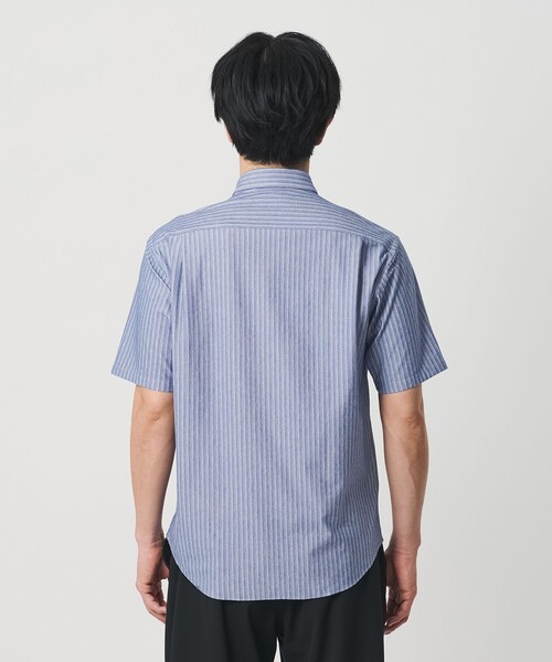 BEAUTY&YOUTH UNITED ARROWS(ビューティーアンドユースユナイテッドアローズ)の「クイック ストレッチ ストライプ シャンブレー ボタンダウン 半袖シャツ SLIM型 吸水速乾機能付き(シャツ/ブラウス・メンズ・コバルトブルー/ネイビー・S/M/L/XS/XL)」の9枚目の写真