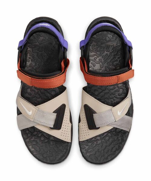 ACG（エィシージー）の「ACG エア デシューツ+ サンダル / ACG Air Deschutz+ Sandals DO8951-002 Light Iron Ore（サンダル・メンズ・グレー系その他・24/30/29/28/27/26/25）」の10枚目の写真