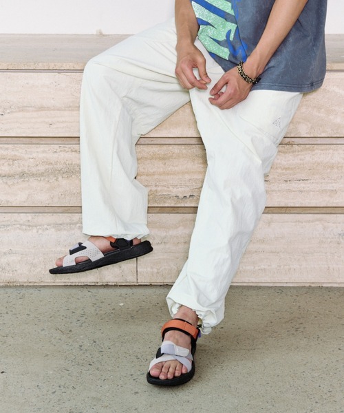 ACG(エィシージー)の「ACG エア デシューツ+ サンダル / ACG Air Deschutz+ Sandals DO8951-002 Light Iron Ore(サンダル・メンズ・グレー系その他・24/30/29/28/27/26/25)」の7枚目の写真