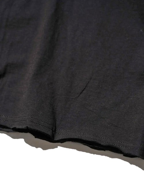 THRIFTY LOOK（スリフティールック）の「Thrifty look NAJA PENDANT EMB LS TEE（Tシャツ/カットソー・メンズ・ホワイト/ブラック・M/L/XL）」の11枚目の写真
