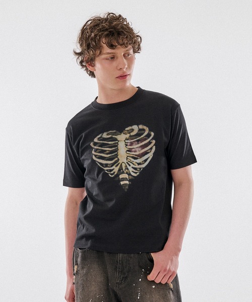 WISH FOR EVER(ウィッシュフォーエバー)の「【 4color / 3size 】SPECIAL HEART BORN PRINT T/スペシャルハートボーンプリントT(Tシャツ/カットソー・メンズ・ピンク/ネイビー/ブラック/イエロー系その他・LARGE/SMALL/MEDIUM)」の5枚目の写真