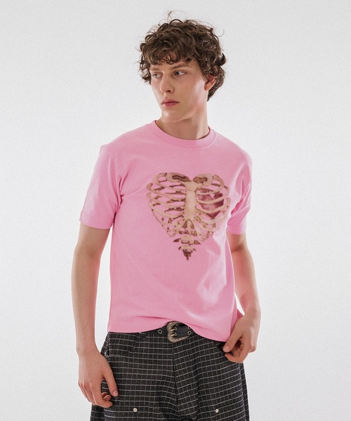 WISH FOR EVER(ウィッシュフォーエバー)の「【 4color / 3size 】SPECIAL HEART BORN PRINT T/スペシャルハートボーンプリントT(Tシャツ/カットソー・メンズ・ピンク/ネイビー/ブラック/イエロー系その他・LARGE/SMALL/MEDIUM)」の8枚目の写真
