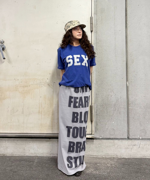 Carne Bollente(カルネボレンテ)の「【Carne Bollente/カルネボレンテ】The Sex Tee(Tシャツ/カットソー・レディース・ブルー・MEDIUM/SMALL)」の2枚目の写真