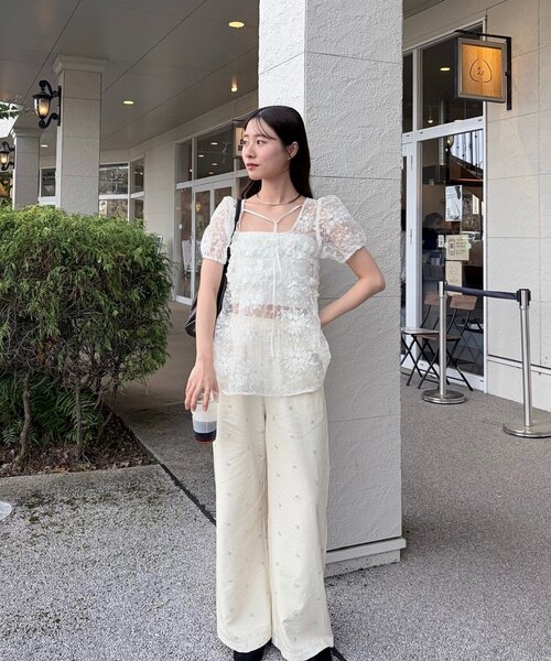 mystic（ミスティック）の「《@____ri__125 セレクト/WHT》オーガンジーフラワーブラウス（シャツ/ブラウス・レディース・ホワイト/ブラック・FREE）」の10枚目の写真