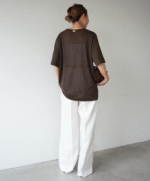 Deuxieme Classe(ドゥーズィエムクラス)の「URBAN クルーネック Tシャツ(ニット/セーター・レディース・ホワイト/ブラウン・FREE)」の16枚目の写真