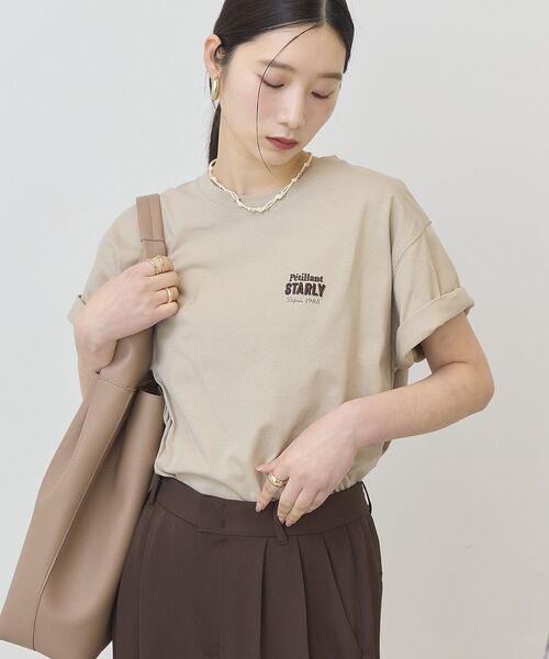 AMERICAN HOLIC（アメリカンホリック）の「STARLY 刺繍ロゴTシャツ（Tシャツ/カットソー・レディース・オフホワイト/モカ/チャコールグレー・M/L）」の2枚目の写真