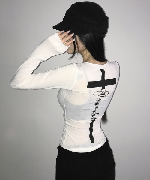 THEAIRTOWN(ジエアタウン)の「caffeine cross hole top(Tシャツ/カットソー・レディース・ネイビー/ブラック/ホワイト・FREE)」の19枚目の写真