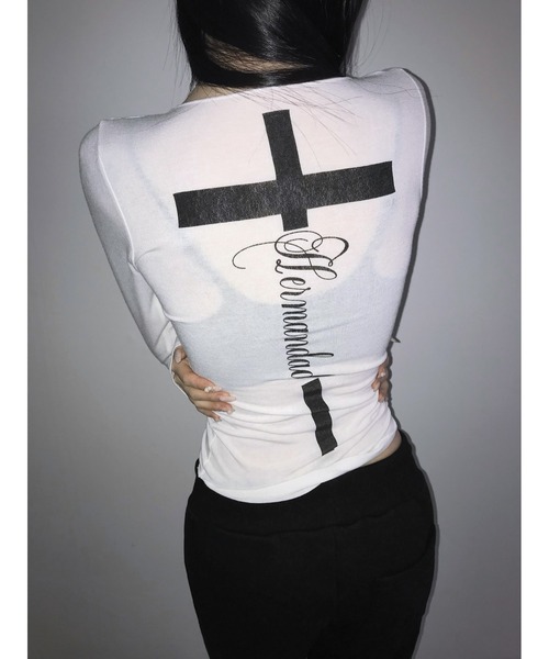 THEAIRTOWN(ジエアタウン)の「caffeine cross hole top(Tシャツ/カットソー・レディース・ネイビー/ブラック/ホワイト・FREE)」の18枚目の写真