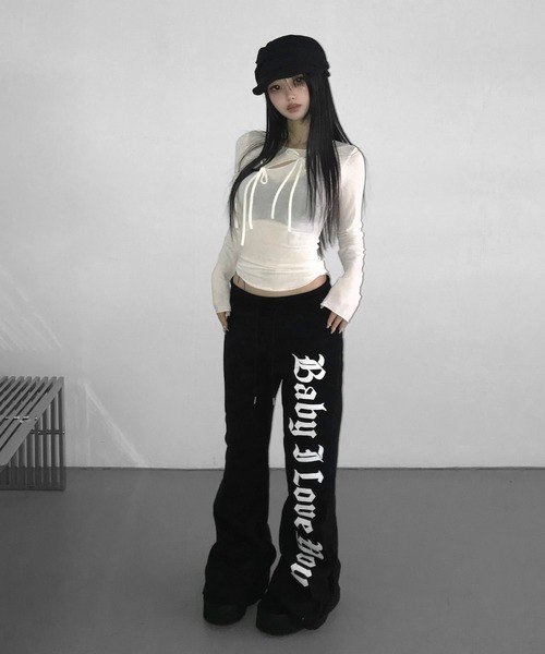 THEAIRTOWN(ジエアタウン)の「caffeine cross hole top(Tシャツ/カットソー・レディース・ネイビー/ブラック/ホワイト・FREE)」の13枚目の写真