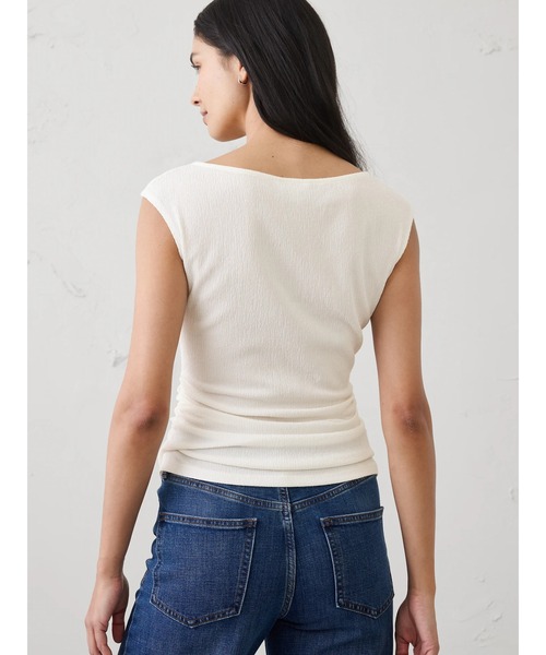 BANANA REPUBLIC FACTORY STORE(バナナリパブリック ファクトリーストア)の「BANANA REPUBLIC FACTORY STORE テクスチャード スモックド ルーシュトップス(Tシャツ/カットソー・レディース・ベージュ/ホワイト・L/M/S/XS)」の8枚目の写真
