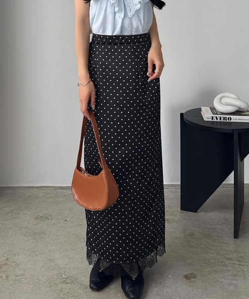 callautia(カラウティア)の「裾レースドットサテンスカート(スカート・レディース・チャコール/アイボリー/ブラック・SMALL/MEDIUM/LARGE)」の1枚目の写真