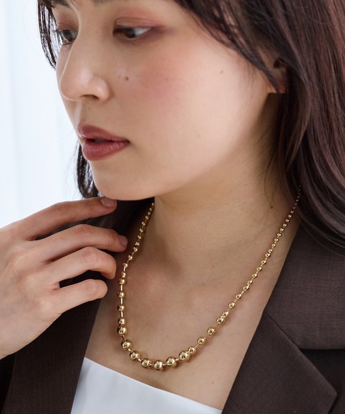 LAVEANGE(ラビアンジェ)の「ボールチェーンマグネットネックレス(ネックレス・レディース・シルバー/ゴールド・F)」の1枚目の写真