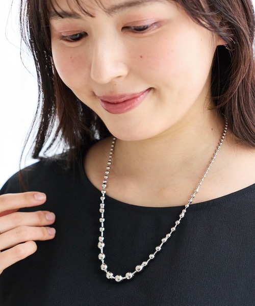 LAVEANGE(ラビアンジェ)の「ボールチェーンマグネットネックレス(ネックレス・レディース・シルバー/ゴールド・F)」の12枚目の写真
