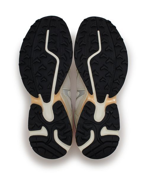 SALOMON(サロモン)の「【emmi│SALOMON】XT-WHISPER(スニーカー・レディース・ホワイト・24.5/24/23.5/27.5/27/26/25.5/25/23/28/26.5)」の9枚目の写真