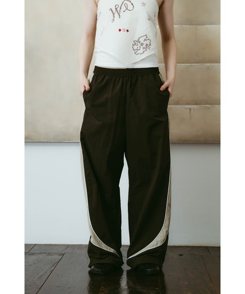 Knuth Marf（クヌースマーフ）の「nylon easy pants（unisex)（その他パンツ・レディース・ネイビー/ブラウン/ブラック・X-SMALL/SMALL/MEDIUM）」の15枚目の写真