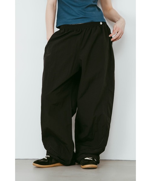 Knuth Marf(クヌースマーフ)の「nylon easy pants(unisex)(その他パンツ・レディース・ネイビー/ブラウン/ブラック・X-SMALL/SMALL/MEDIUM)」の22枚目の写真