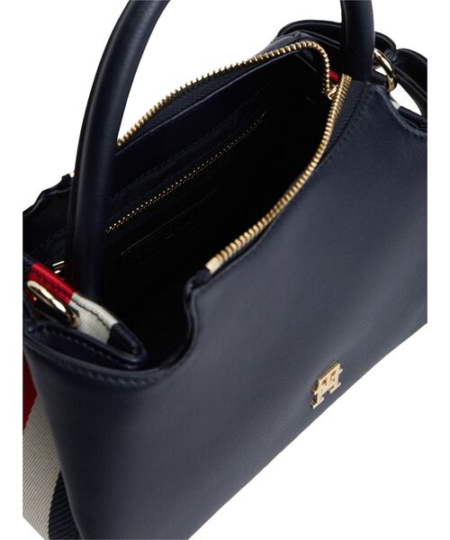 TOMMY HILFIGER(トミーヒルフィガー)の「THロゴテープミニサッチェルバッグ(ショルダーバッグ・レディース・アイボリー/ネイビー・FREE)」の7枚目の写真