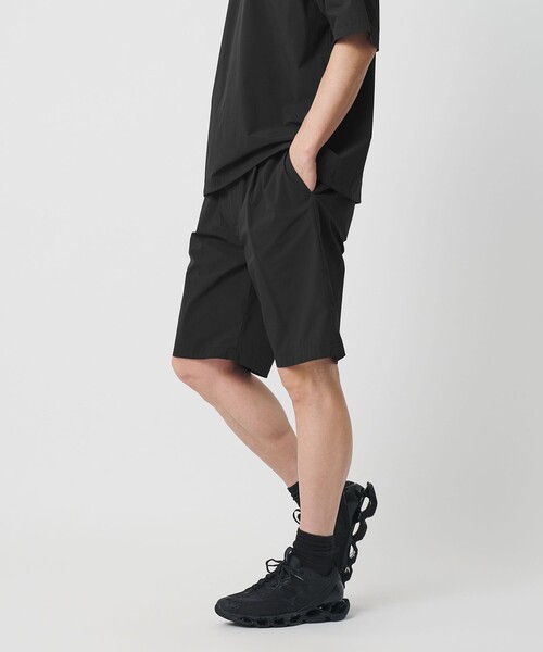 BEAUTY&YOUTH UNITED ARROWS(ビューティーアンドユースユナイテッドアローズ)の「360°MASTER ICE イージー ショーツ セットアップ対応 接触冷感 ストレッチ 撥水 UVカット(その他パンツ・メンズ・ダークグレー/ブラック・L/XL/M/S)」の4枚目の写真