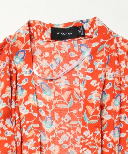 Ray BEAMS（レイビームス）の「MINKPINK / フラワープリント ガウン（シャツ/ブラウス・レディース・その他1・ONE SIZE）」の4枚目の写真