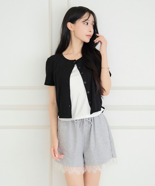 ALLuRing ChaRm(アリュリングチャーム)の「Faux Layered Cardigan / フェイクレイヤードカーディガン(シャツ/ブラウス・レディース・ライトグレー/ブラック/ベージュ/ライトブルー・FREE)」の2枚目の写真