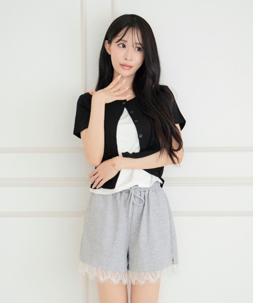 ALLuRing ChaRm(アリュリングチャーム)の「Faux Layered Cardigan / フェイクレイヤードカーディガン(シャツ/ブラウス・レディース・ライトグレー/ブラック/ベージュ/ライトブルー・FREE)」の6枚目の写真