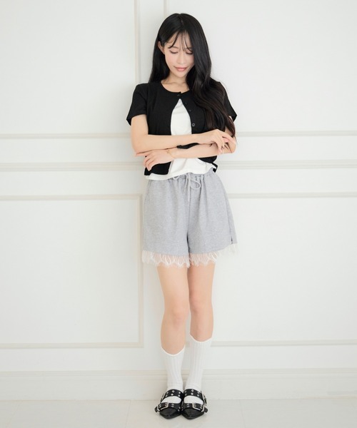ALLuRing ChaRm(アリュリングチャーム)の「Faux Layered Cardigan / フェイクレイヤードカーディガン(シャツ/ブラウス・レディース・ライトグレー/ブラック/ベージュ/ライトブルー・FREE)」の9枚目の写真