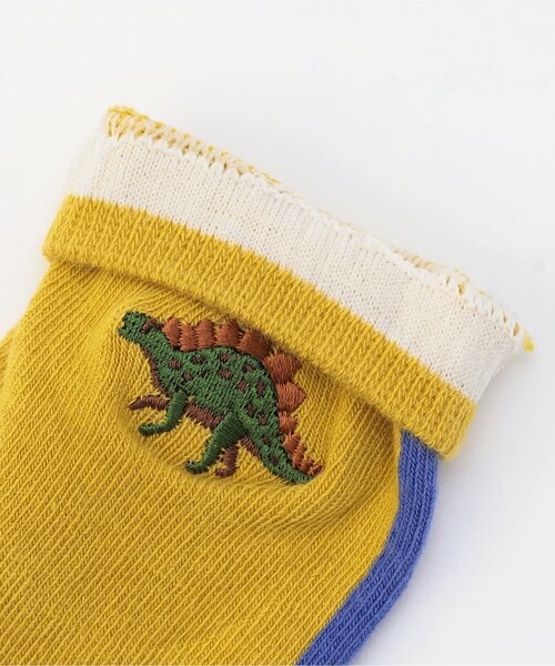 Ampersand(アンパサンド)の「ワンポイント刺繍ソックス(ソックス/靴下・キッズ・ブラック/マスタード/オフホワイト・12/15 /18/21)」の7枚目の写真