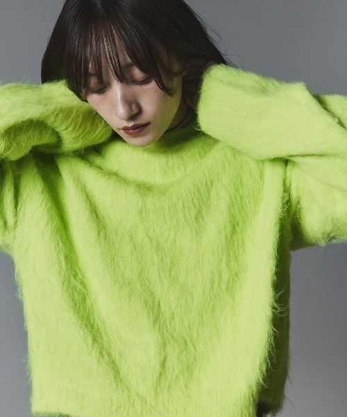 W:Huku(フーク)の「モヘア シャギー ショート ニット トップス / Mohair Shaggy Short Knit Top(ニット/セーター・レディース・ベージュ系その他/ライム/ブラウン/ブラック/チャコール・FREE)」の5枚目の写真